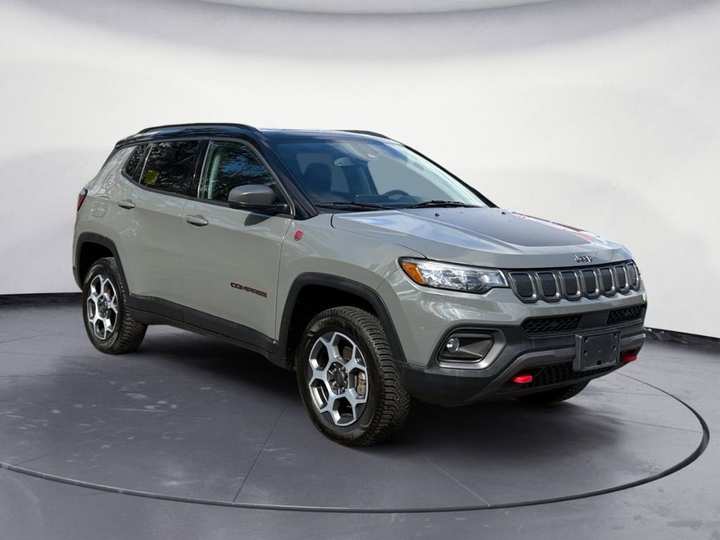 Used 2022 Jeep Compass Trailhawk w/ Sun and Sound Group image 7