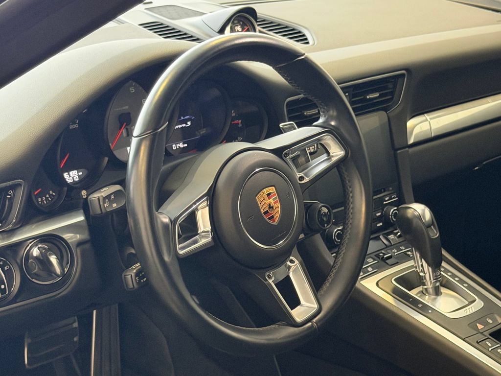 Used 2017 Porsche 911 Carrera S RWD image 18