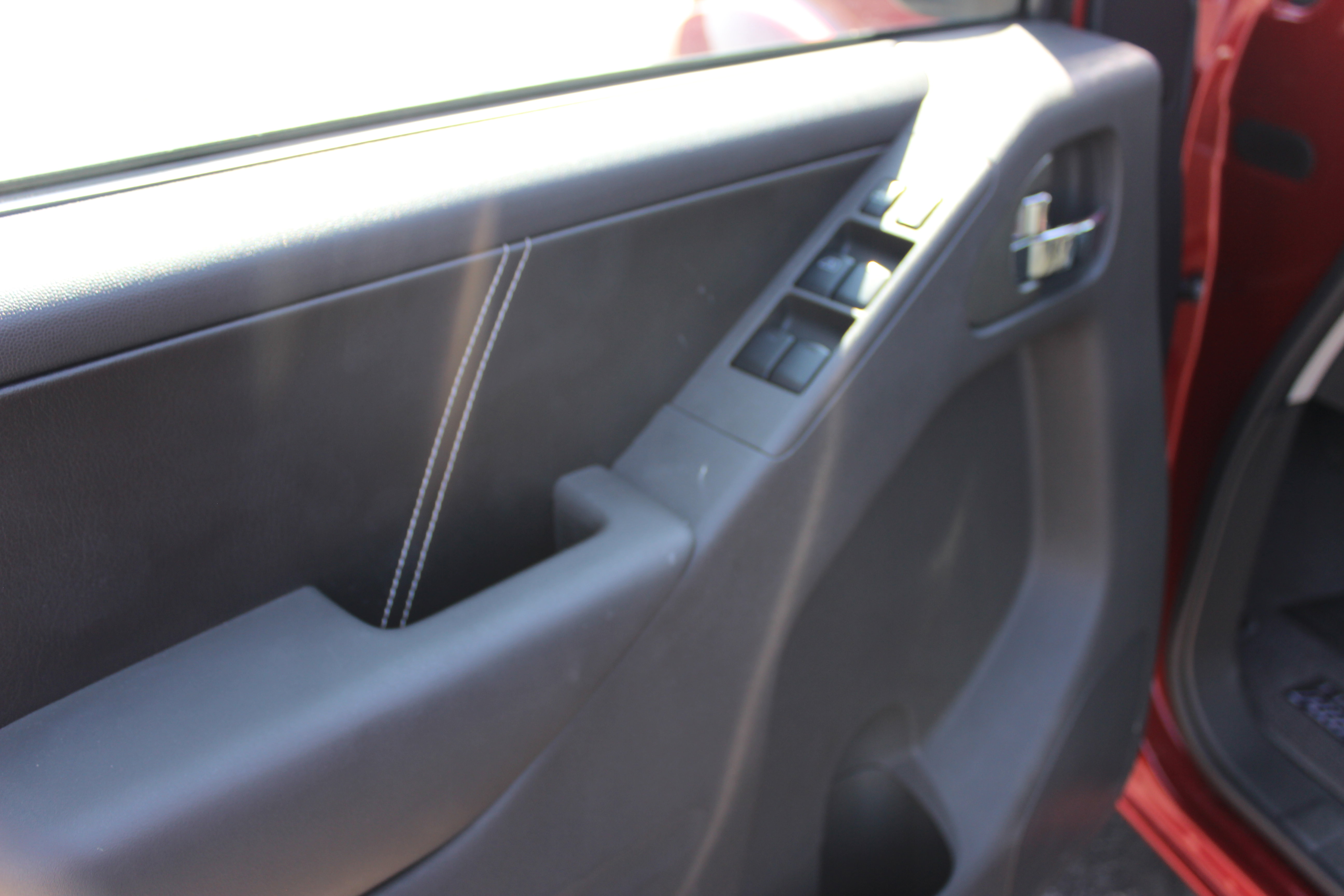 Used 2020 Nissan Frontier PRO-4X image 23