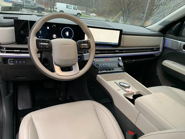 Used 2024 Hyundai Santa Fe Calligraphy image 22