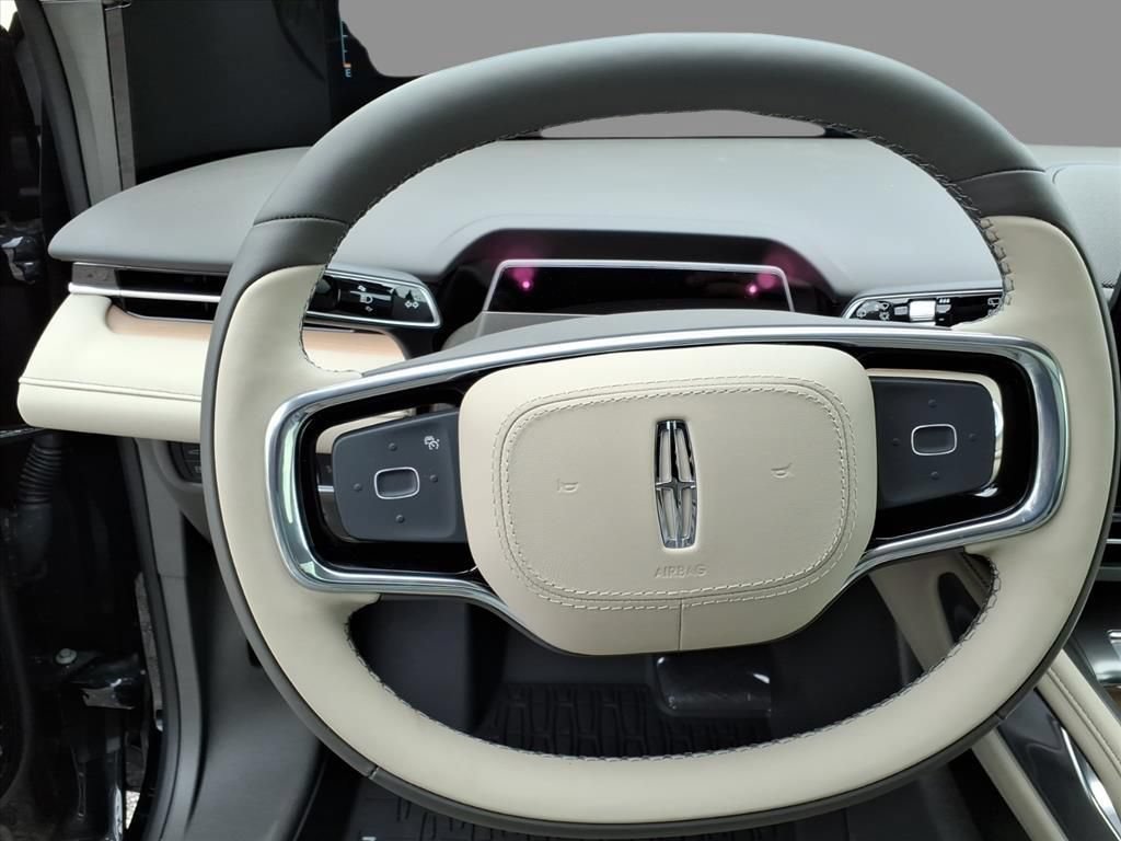 New 2025 Lincoln Nautilus Reserve w/ Jet Appearance Package AWD/4WD image 19