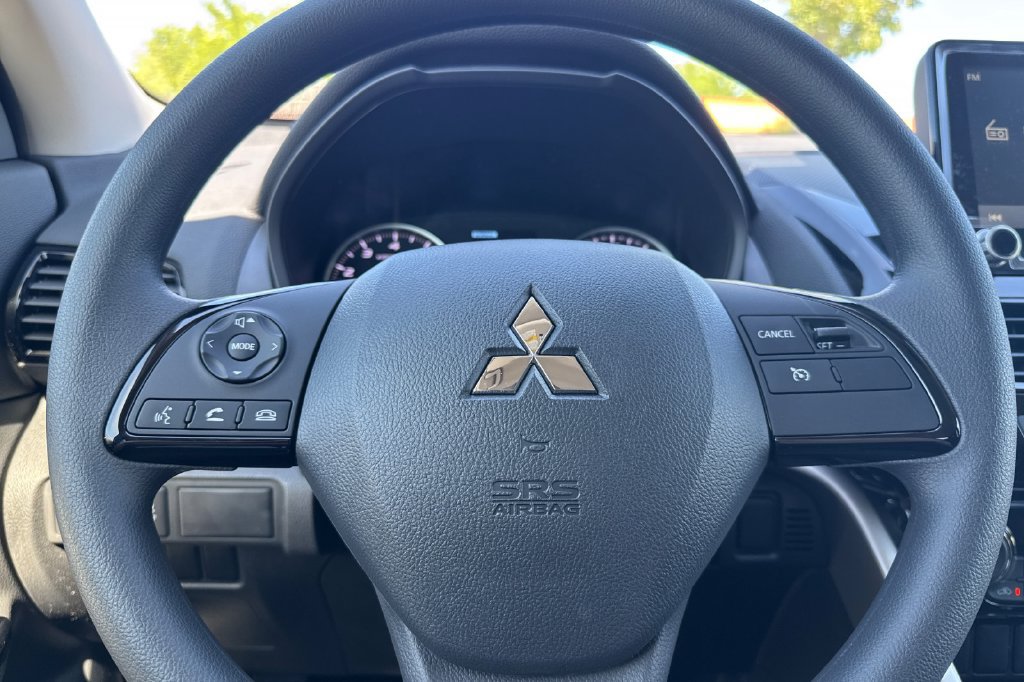New 2026 Mitsubishi Eclipse Cross LE AWD/4WD image 25