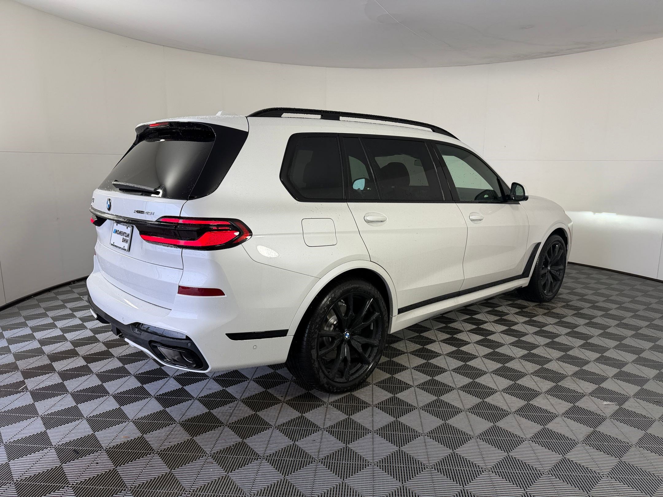 New 2027 BMW X7 xDrive40i w/ Executive Package AWD/4WD image 9