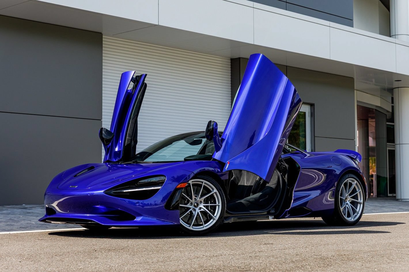 New 2026 McLaren 750S Spider RWD image 3