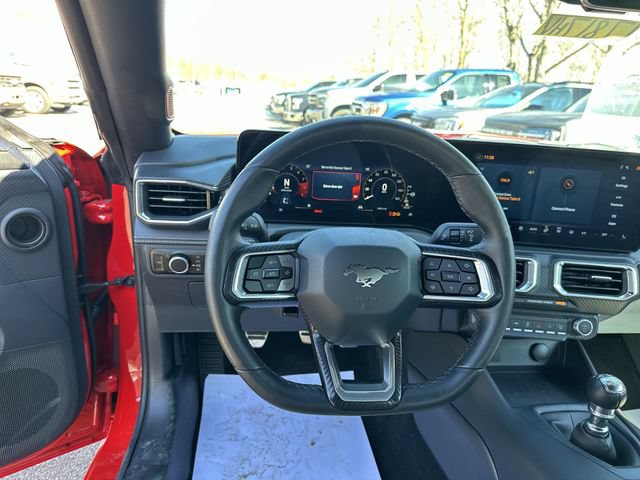 Used 2025 Ford Mustang GT Premium RWD image 13