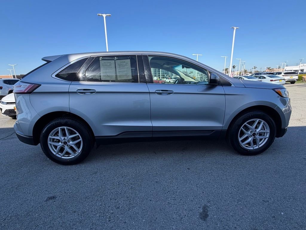 Used 2024 Ford Edge SEL image 7