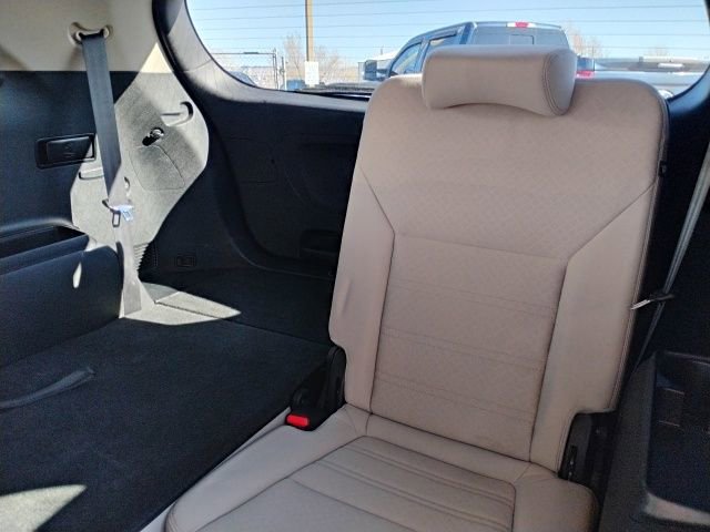 Used 2020 Kia Sorento LX image 10