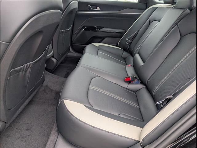 New 2026 Kia K5 GT-Line image 8