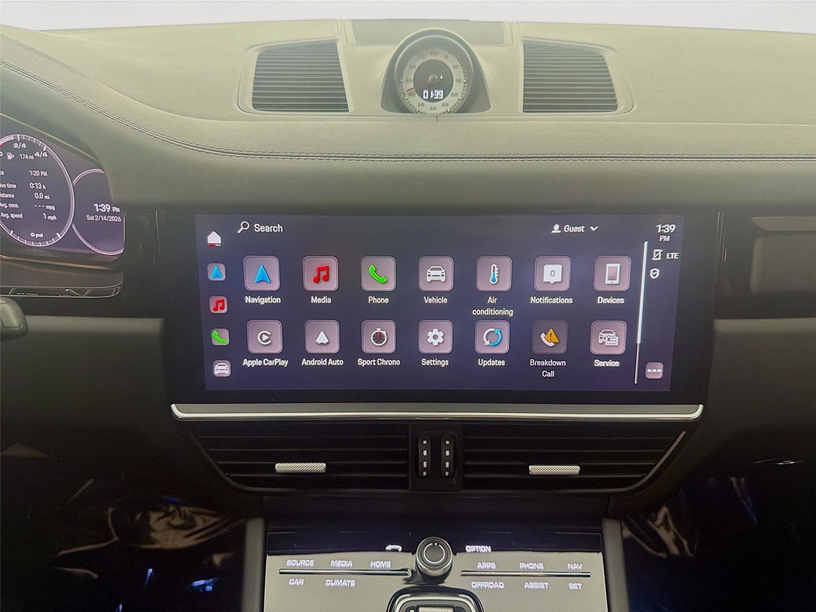 Certified 2022 Porsche Cayenne Turbo image 19