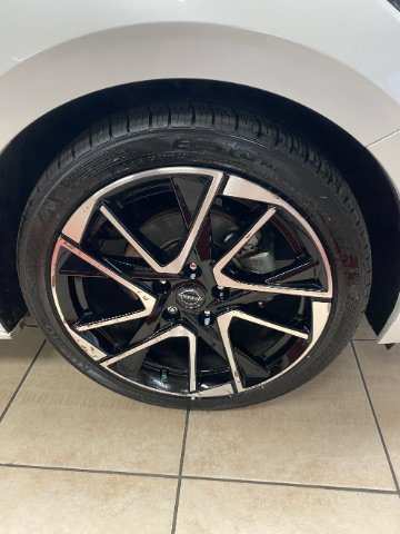 Used 2024 Nissan Sentra SR FWD image 23