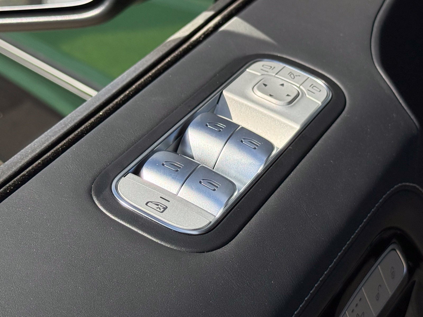 New 2026 Mercedes-Benz G 550 image 17
