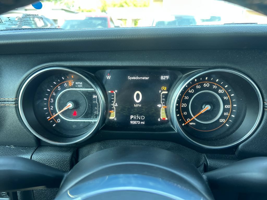 Used 2021 Jeep Gladiator Overland AWD/4WD image 18