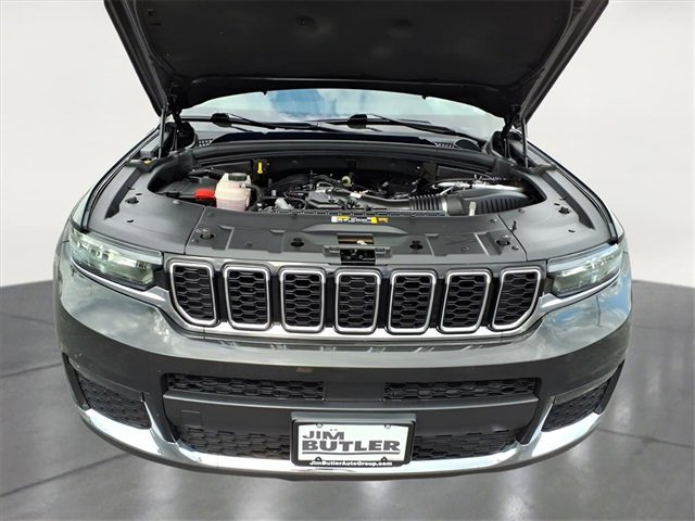 Used 2022 Jeep Grand Cherokee L Limited image 24