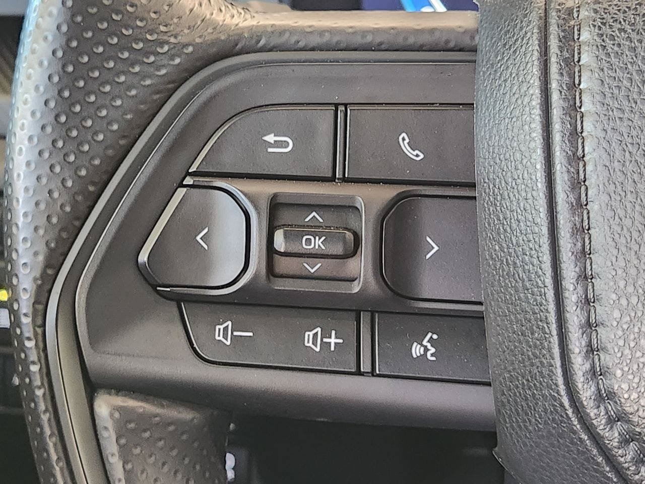 Used 2025 Toyota 4Runner TRD Pro AWD/4WD image 27