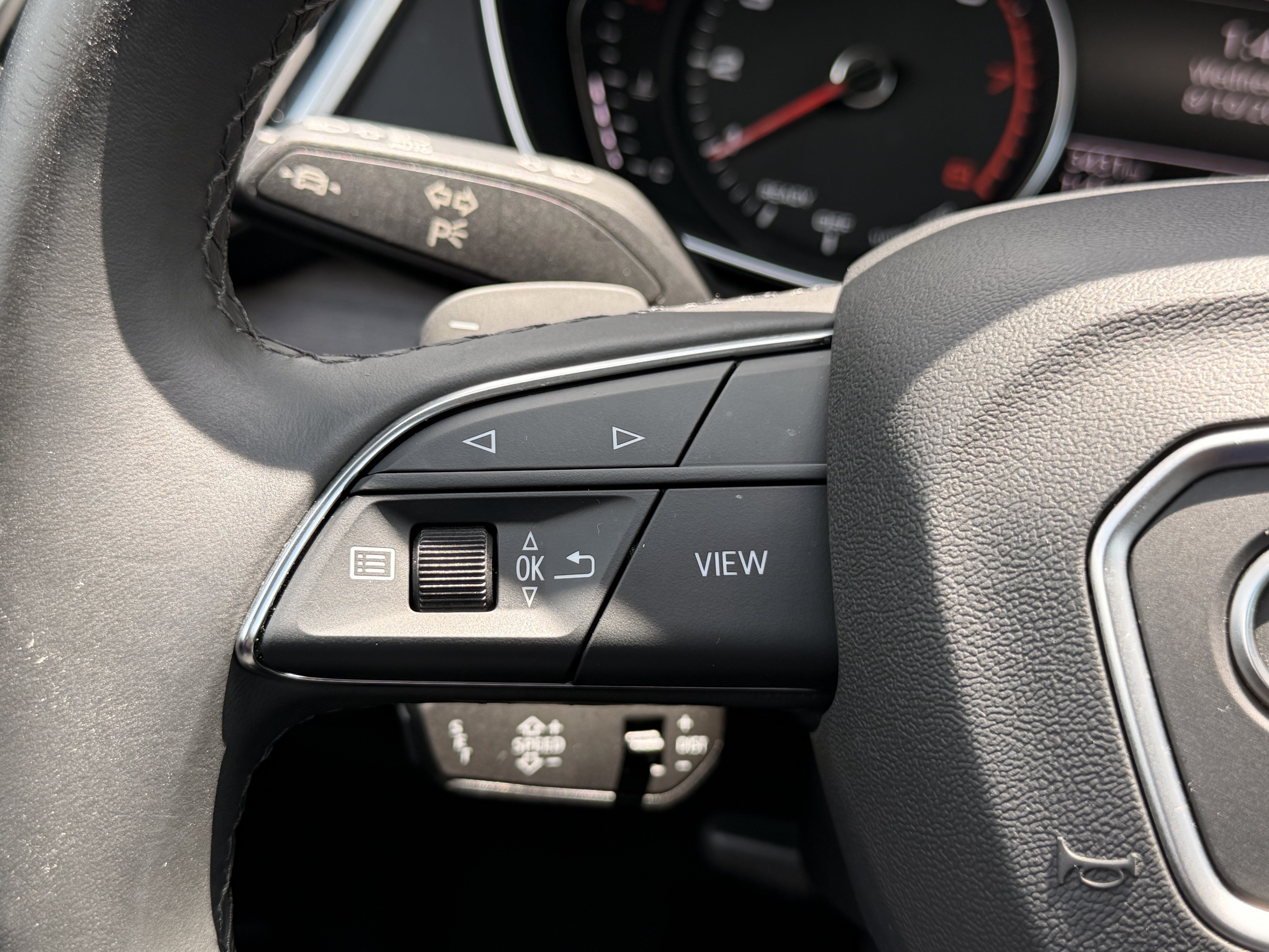 Certified 2025 Audi Q5 2.0T Premium AWD/4WD image 19