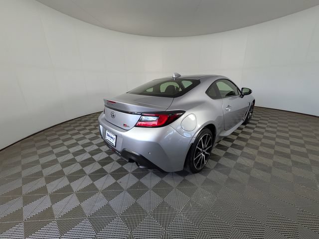 Used 2022 Toyota GR86 w/ ALL Weather Mat Package (TMS) RWD image 4