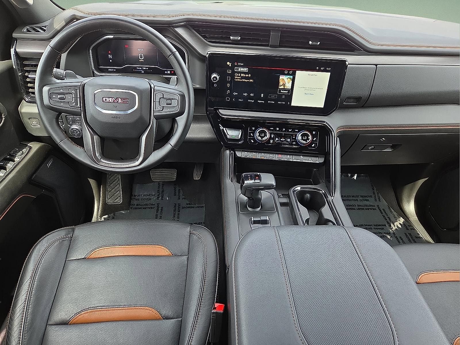 Used 2024 GMC Sierra 1500 AT4 w/ Technology Package image 11