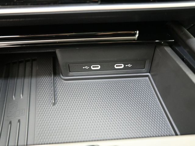 New 2026 Volkswagen Atlas SE image 4