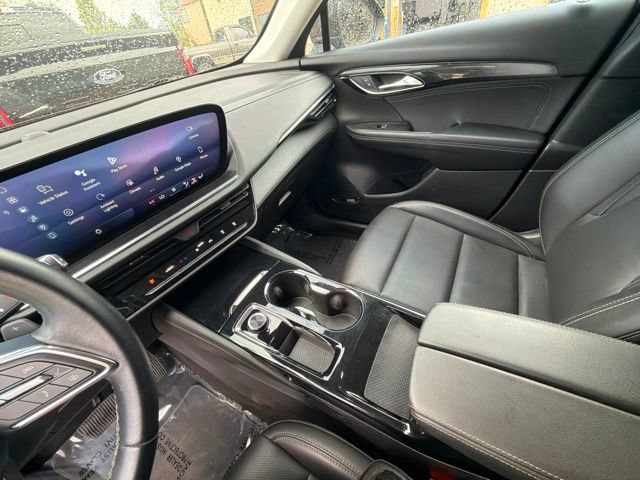 Used 2024 Buick Envision Preferred AWD/4WD image 23