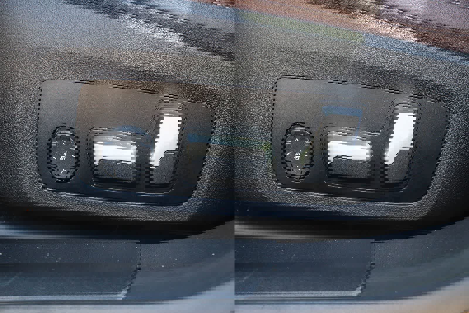 Used 2023 BMW i4 eDrive35 image 20