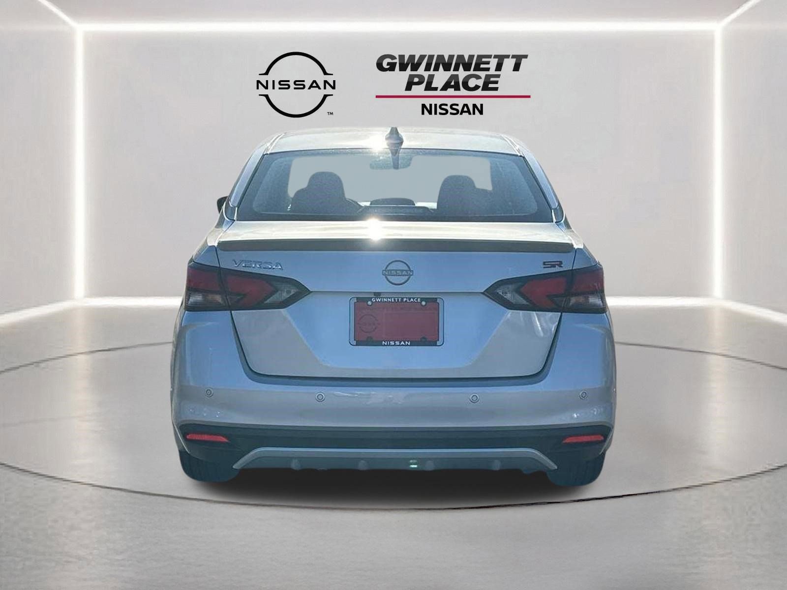 New 2025 Nissan Versa SR w/ Trunk Package image 6