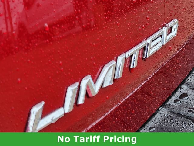Used 2023 Ford Explorer Limited w/ Limited Technology Package RWD image 11