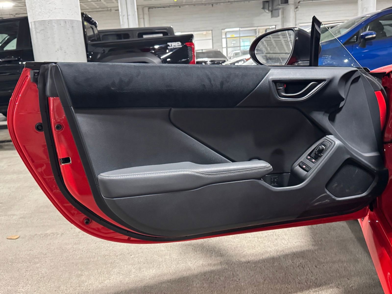 New 2025 Toyota GR86 Premium image 16