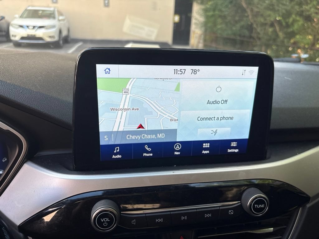 Used 2020 Ford Escape SE Sport FWD image 17