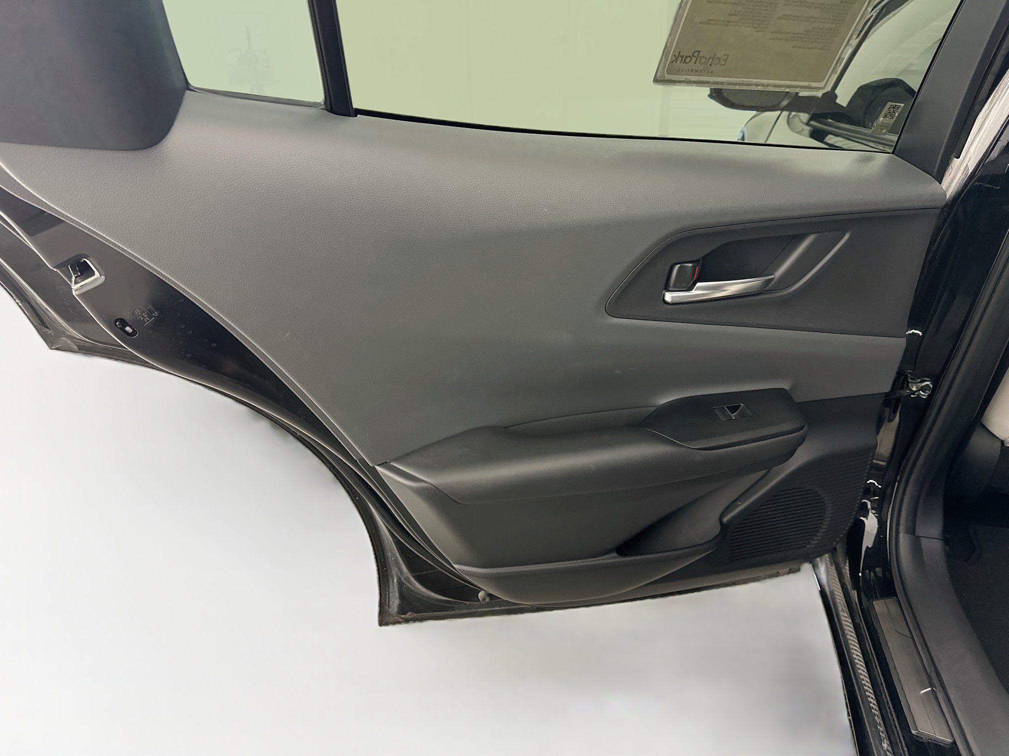 Used 2024 Toyota Prius XLE FWD image 28