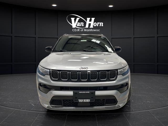Used 2023 Jeep Compass High Altitude AWD/4WD image 2