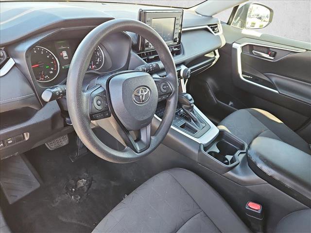 Used 2021 Toyota RAV4 XLE image 12