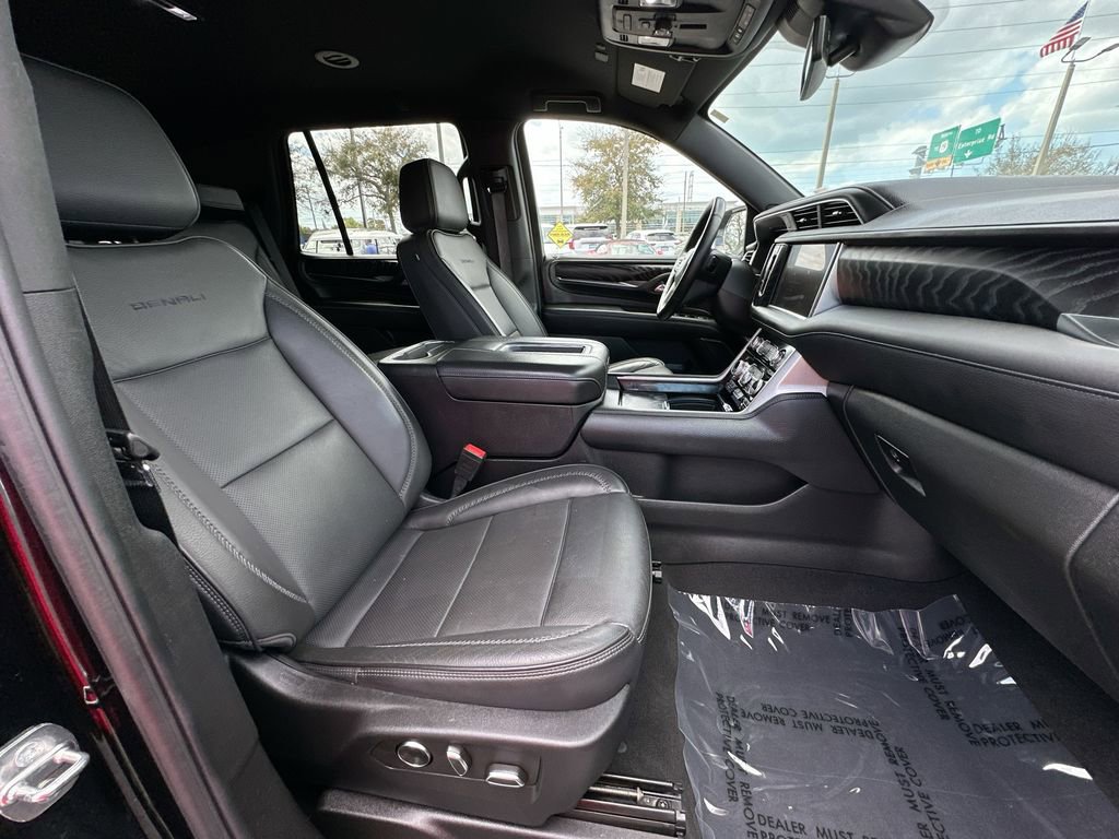 Used 2024 GMC Yukon Denali image 30