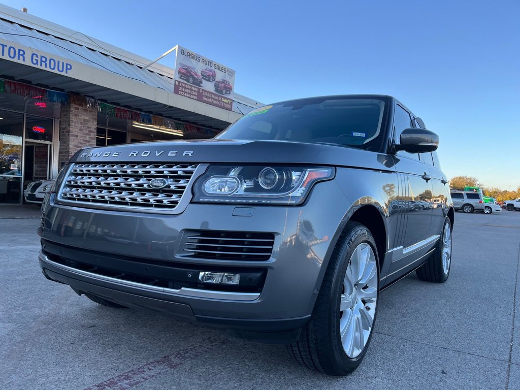 Used 2015 Land Rover Range Rover Supercharged image 3