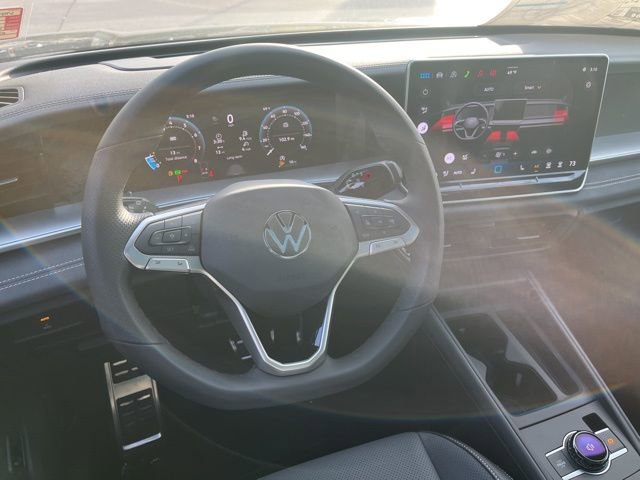 New 2026 Volkswagen Tiguan SE R-Line FWD image 29