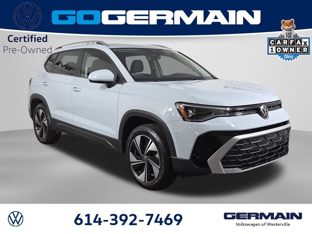 Certified 2025 Volkswagen Taos SE w/ Panoramic Sunroof Package AWD/4WD image 4