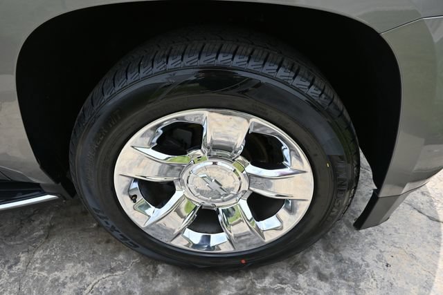 Used 2018 Chevrolet Tahoe Premier AWD/4WD image 11