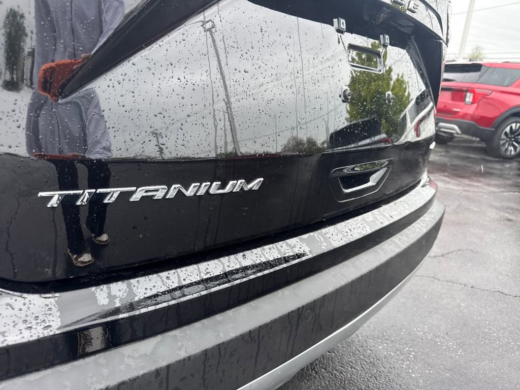 Used 2024 Ford Edge Titanium w/ Equipment Group 301A AWD/4WD image 11
