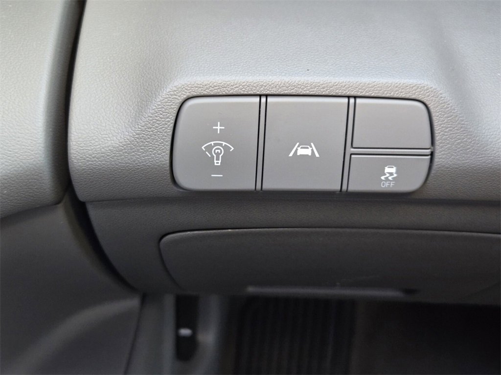 Certified 2023 Hyundai Elantra SEL w/ Cargo Package image 29