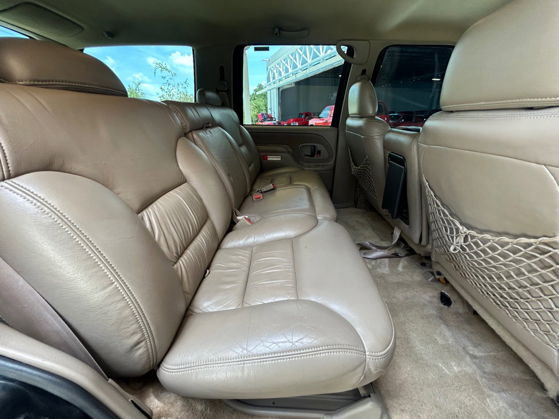 Used 1996 GMC Yukon SLE image 22