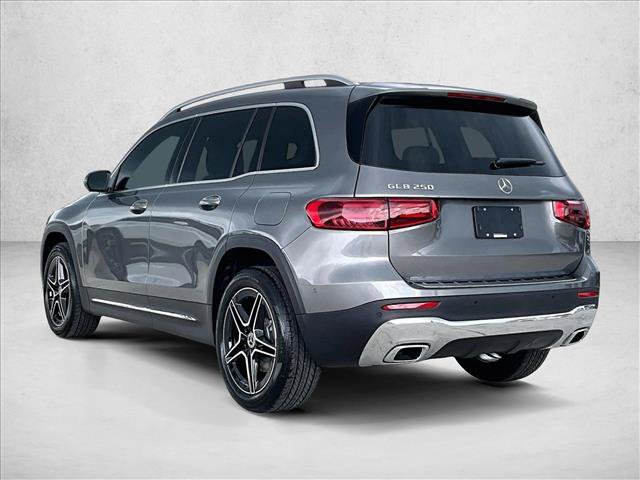 New 2026 Mercedes-Benz GLB 250 image 3