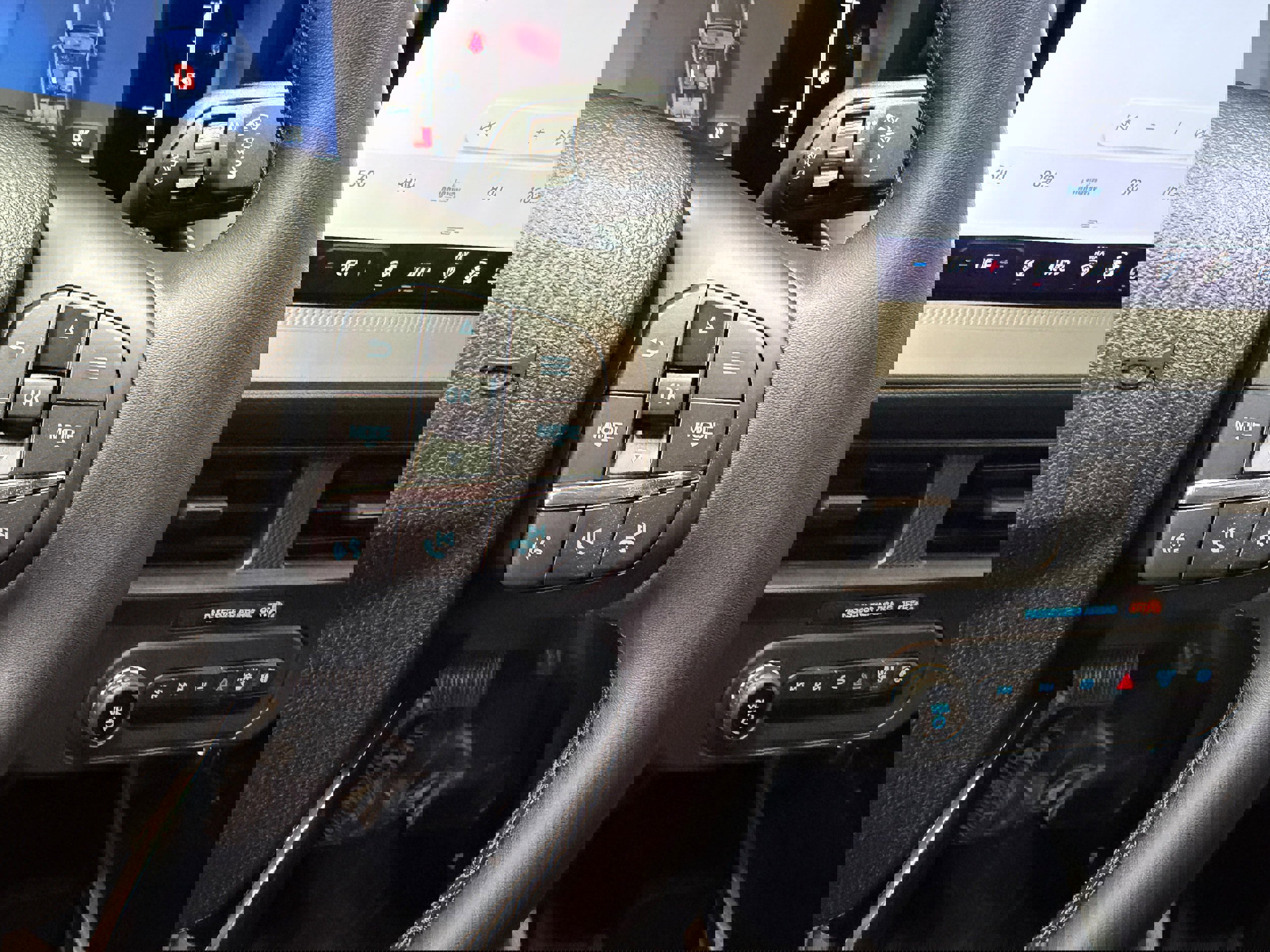 New 2026 Ford Maverick XLT w/ XLT Luxury Package image 16