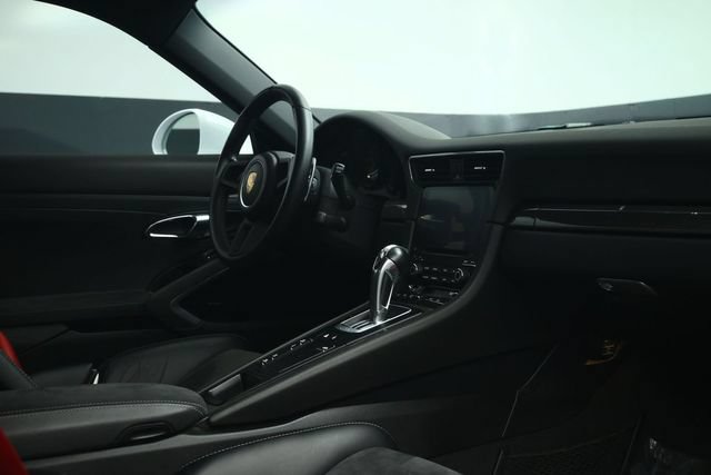 Used 2018 Porsche 911 GT3 RWD image 12