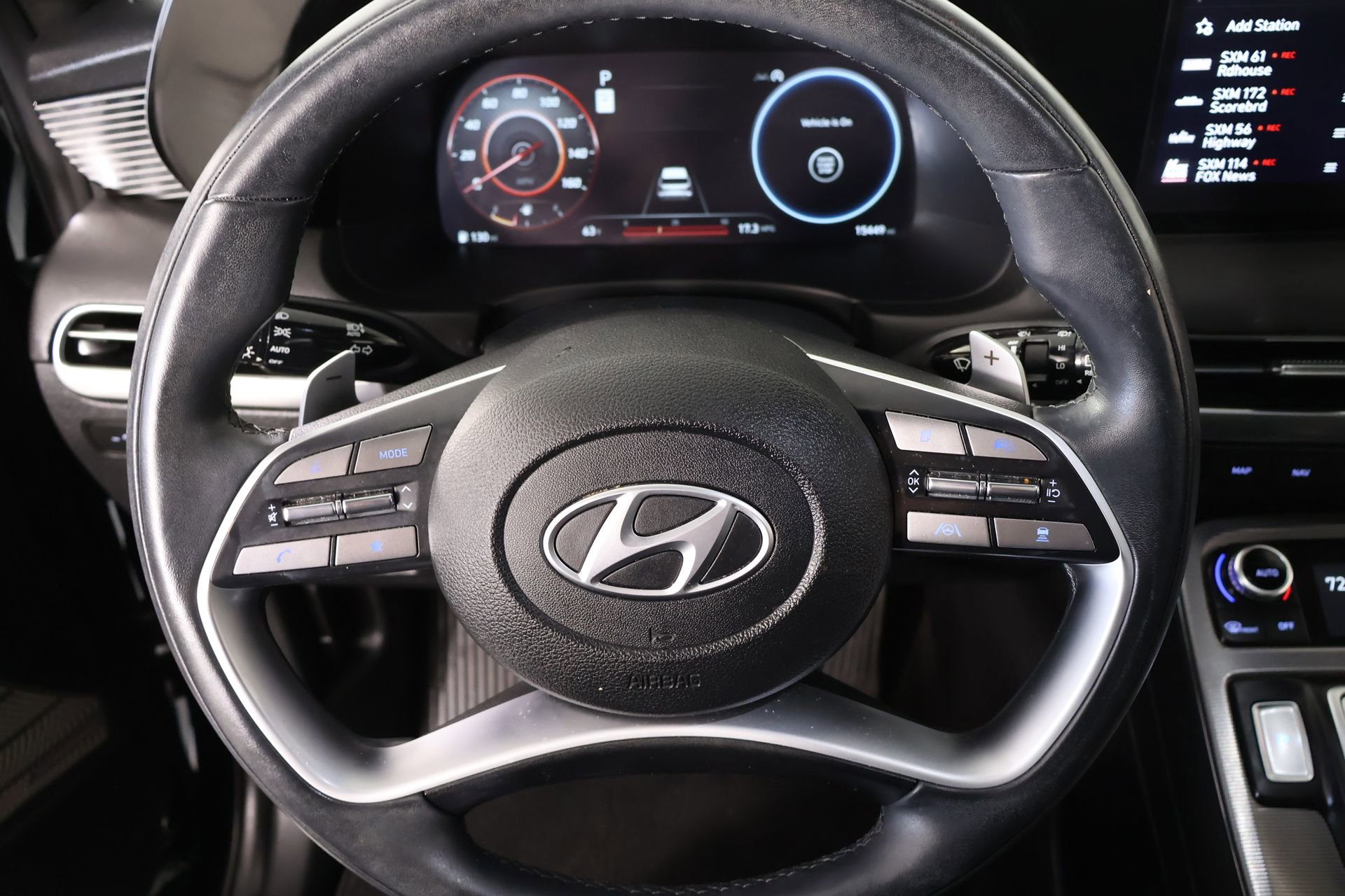 Used 2024 Hyundai Palisade Calligraphy image 3