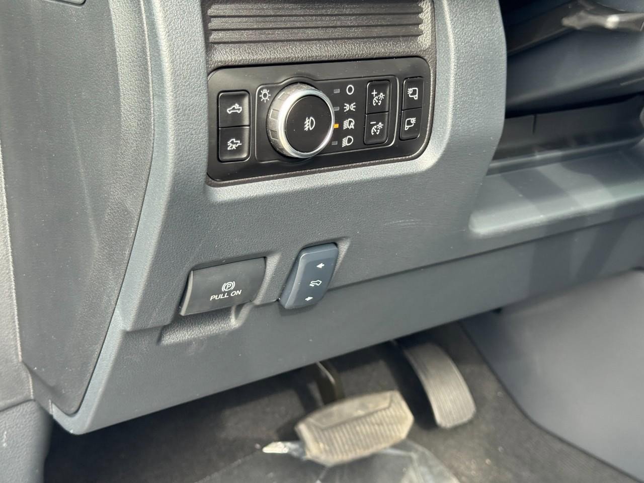 New 2026 Ford F350 Lariat image 14