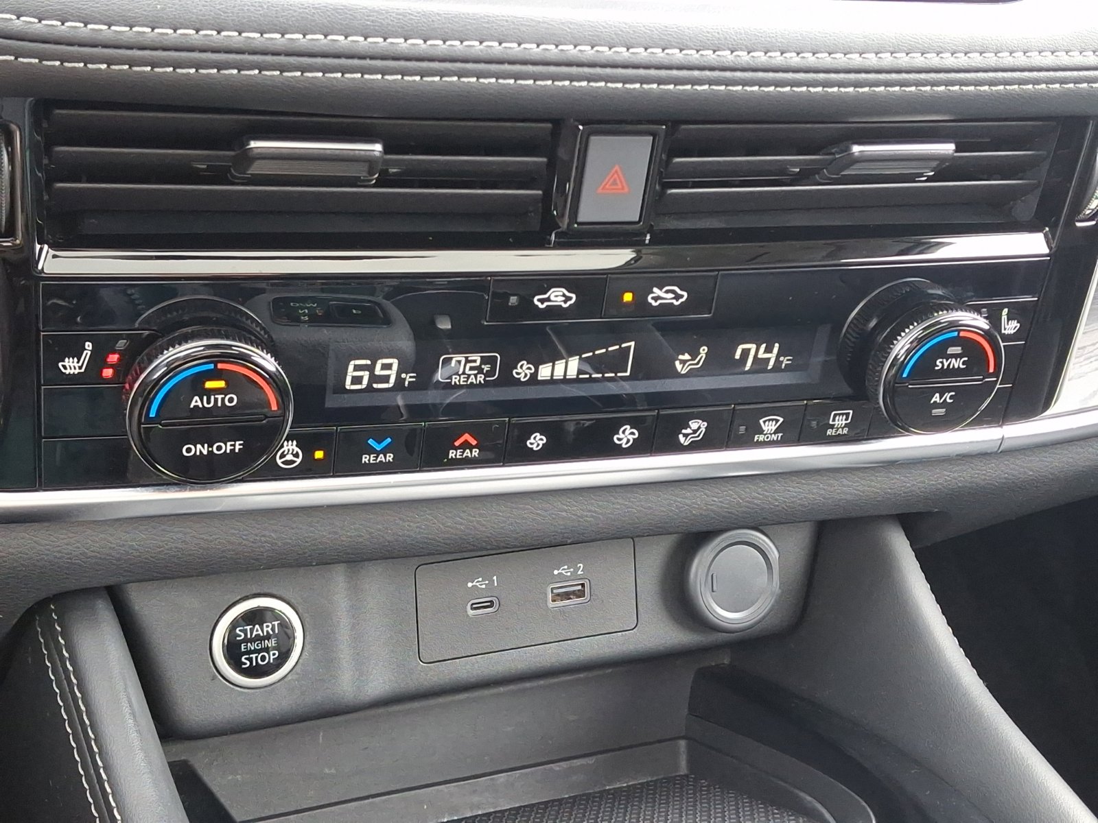 Used 2021 Nissan Rogue SL w/ Premium Package image 17