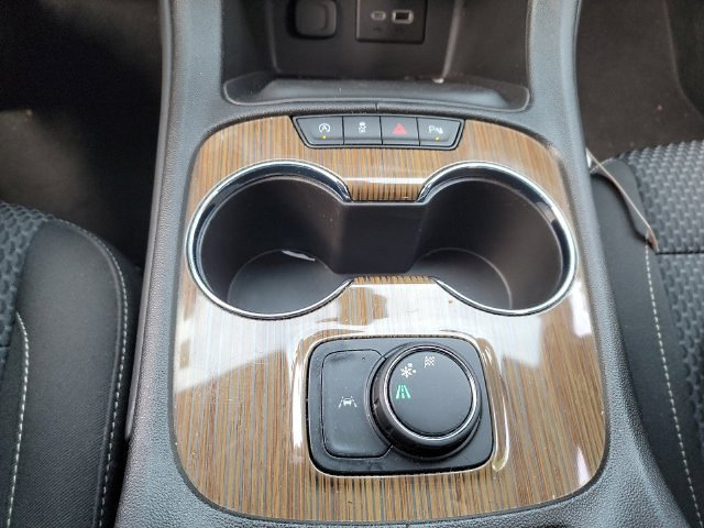 Certified 2022 GMC Acadia SLE FWD image 13