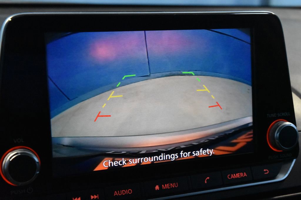 Used 2024 Nissan Altima 2.5 SV FWD image 11