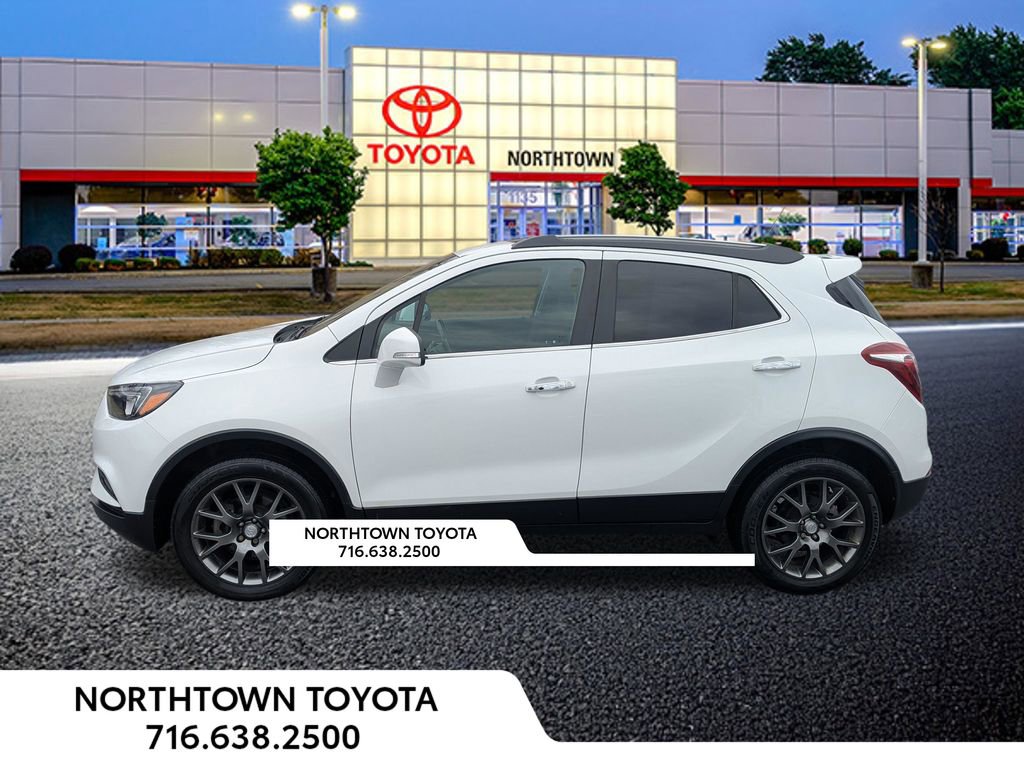 Used 2018 Buick Encore Sport Touring AWD/4WD image 2