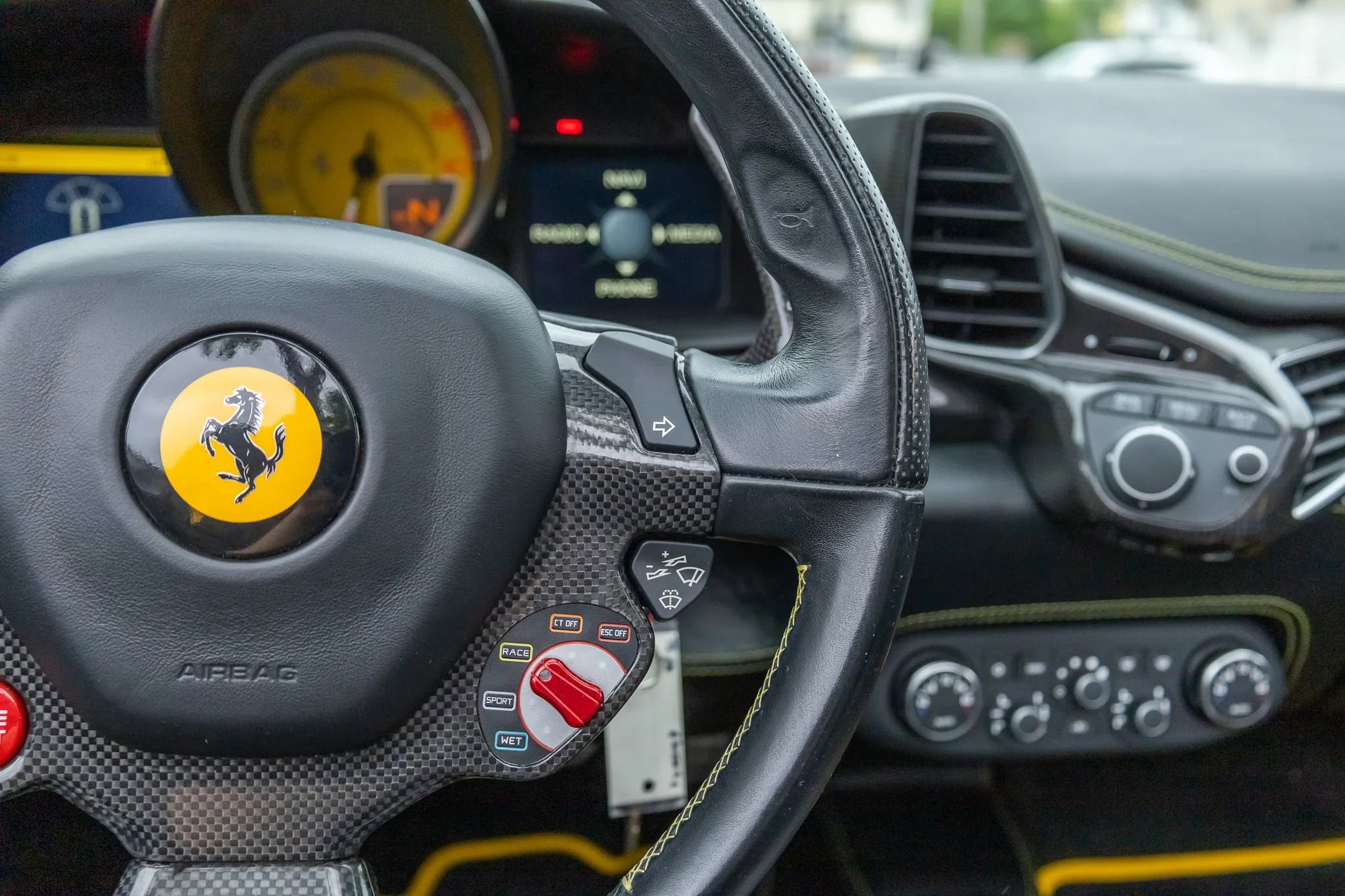 Used 2013 Ferrari 458 Spider RWD image 71