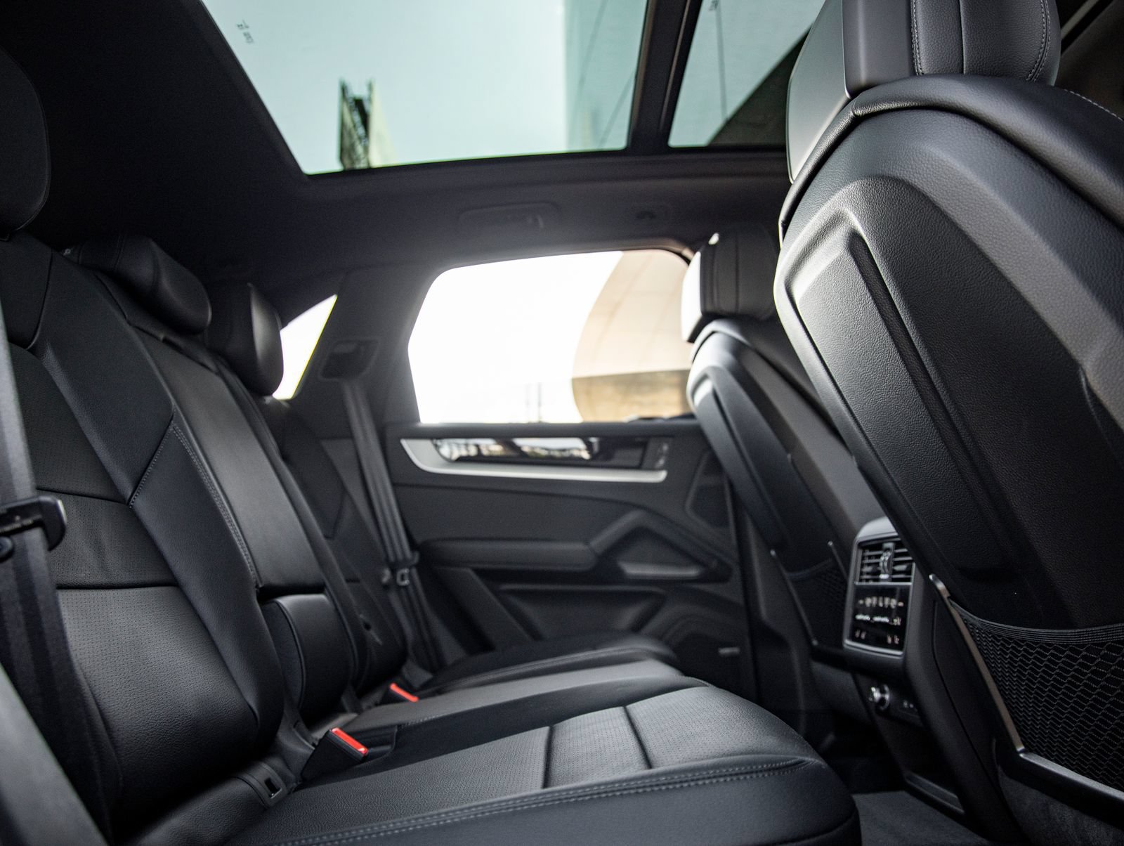 New 2026 Porsche Cayenne AWD/4WD image 39